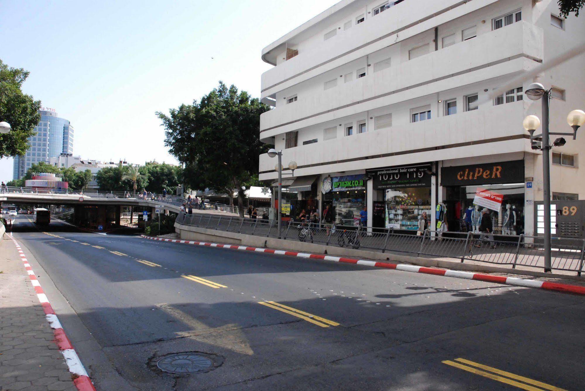 Olive The White House Hotel Tel Aviv Exterior photo